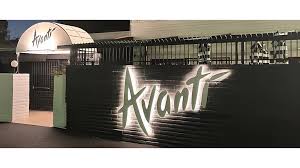 Avanti Restaurant Logo